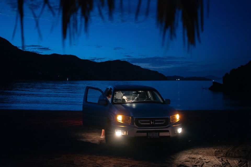 Vida de playa en México, fotografía documental de Dennis Berti (22)