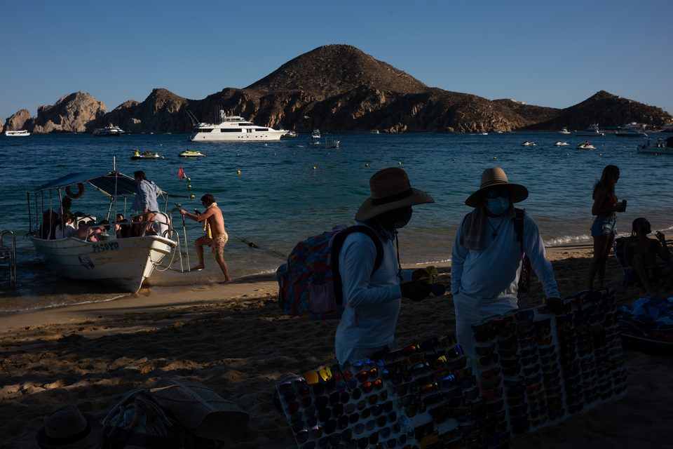 Beach life documentary photography in Mexico, Dennis Berti (45)