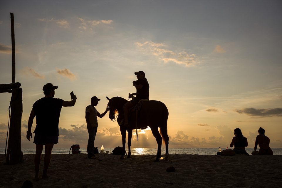 Vida de playa en México, fotografía documental de Dennis Berti (34)