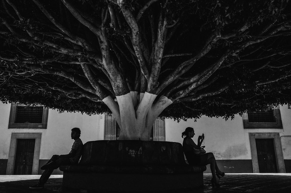Black and white documentary photograph by Dennis Berti (11)