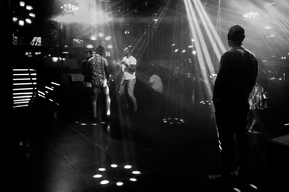 Black and white documentary photograph by Dennis Berti (33)
