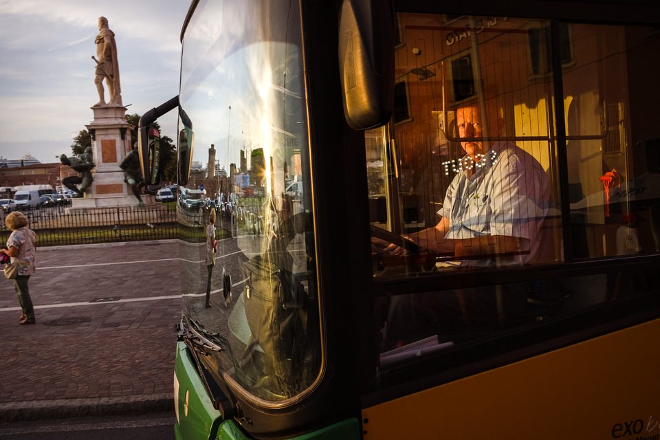Street photography in Mexico by Dennis Berti (41)